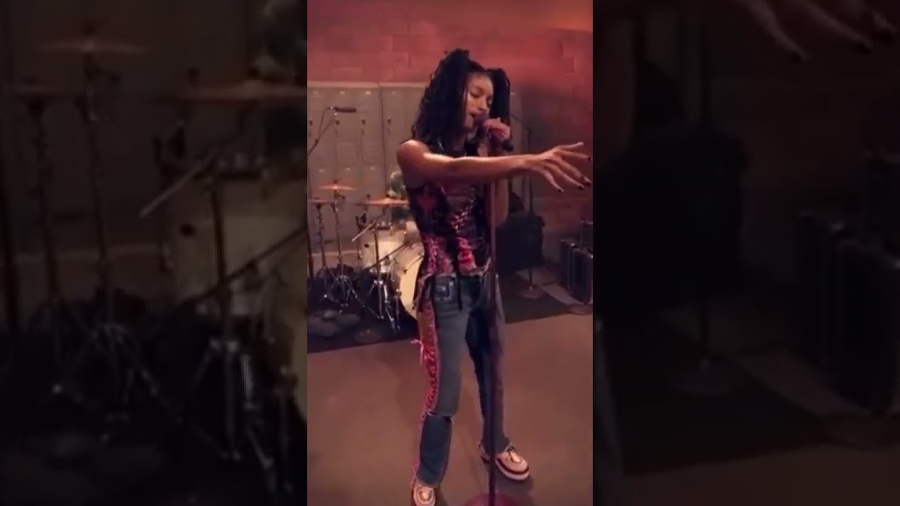 Wait a minute-Willow smith