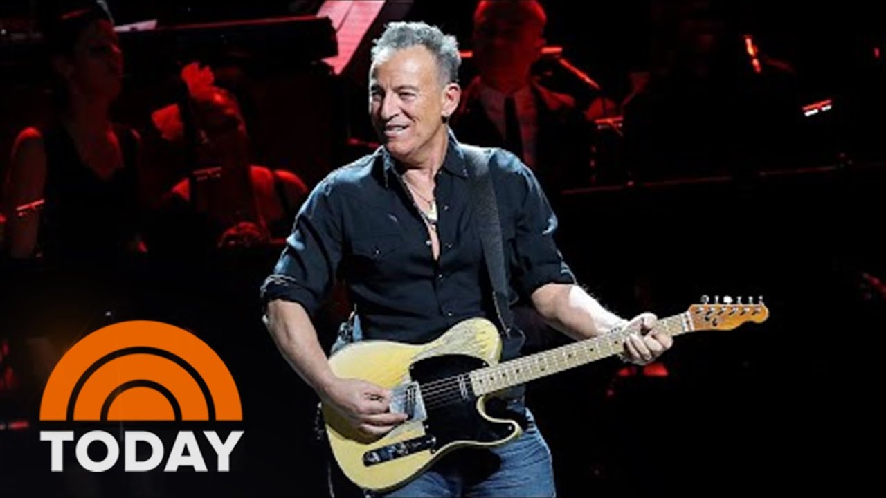Bruce Springsteen Sells His Entire Music Catalogue In $500M Deal