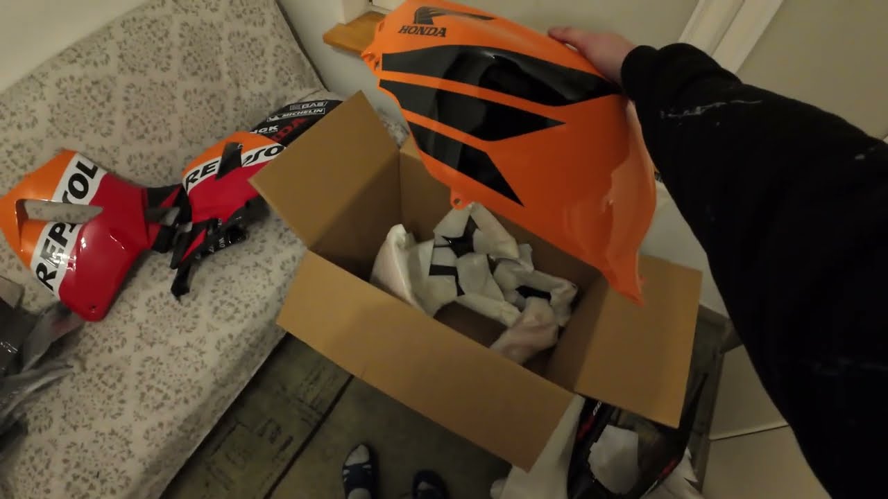 OWIEWKI Z ALIEXPRESS / FAIRING KIT ALIEXPRESS / ZXMT (CBR600RR REPSOL)