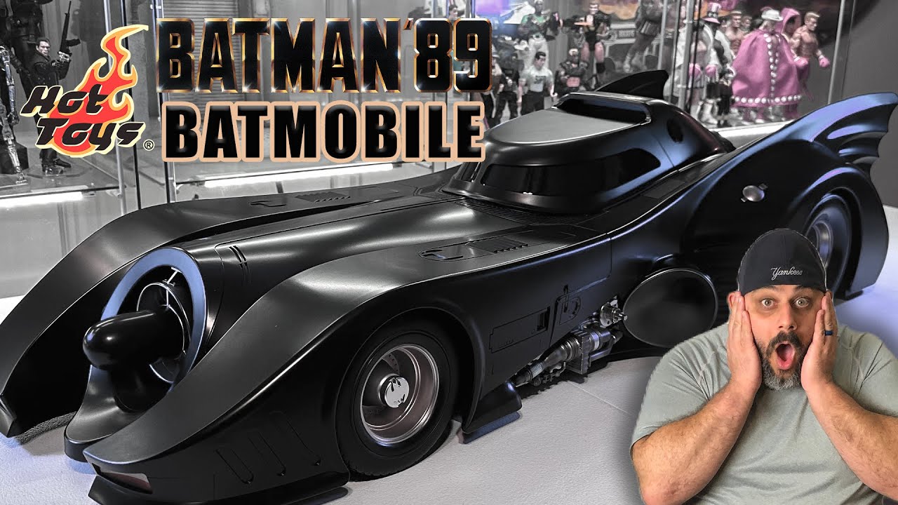 HOLY HOT TOYS BATMAN!!!! Hot Toys Batman 89 Batmobile!!!!