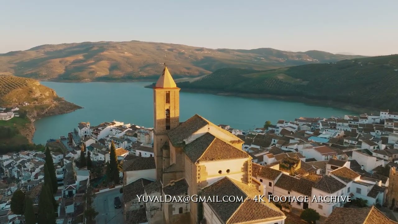 Castillo de Iznájar / Spain Aerial