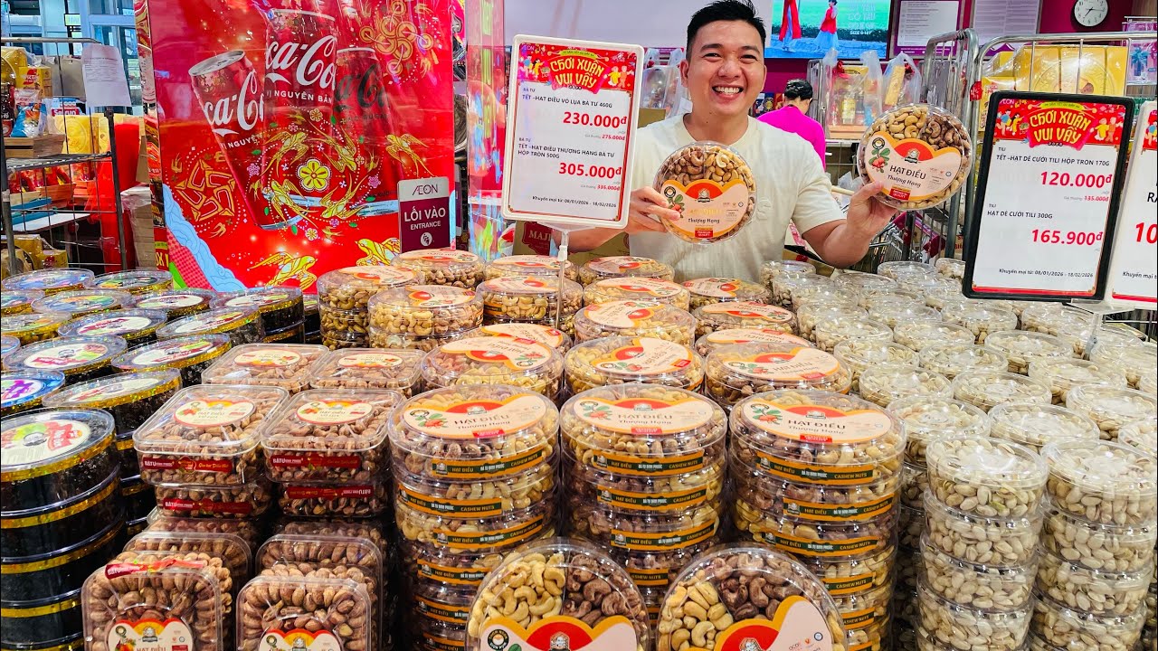 Vỡ Trận SIÊU THỊ ĐẶC SẢN TẾT Bánh Mứt, Quýt Hồng, Hạt Điều, Dưa Lên Hết Cỡ