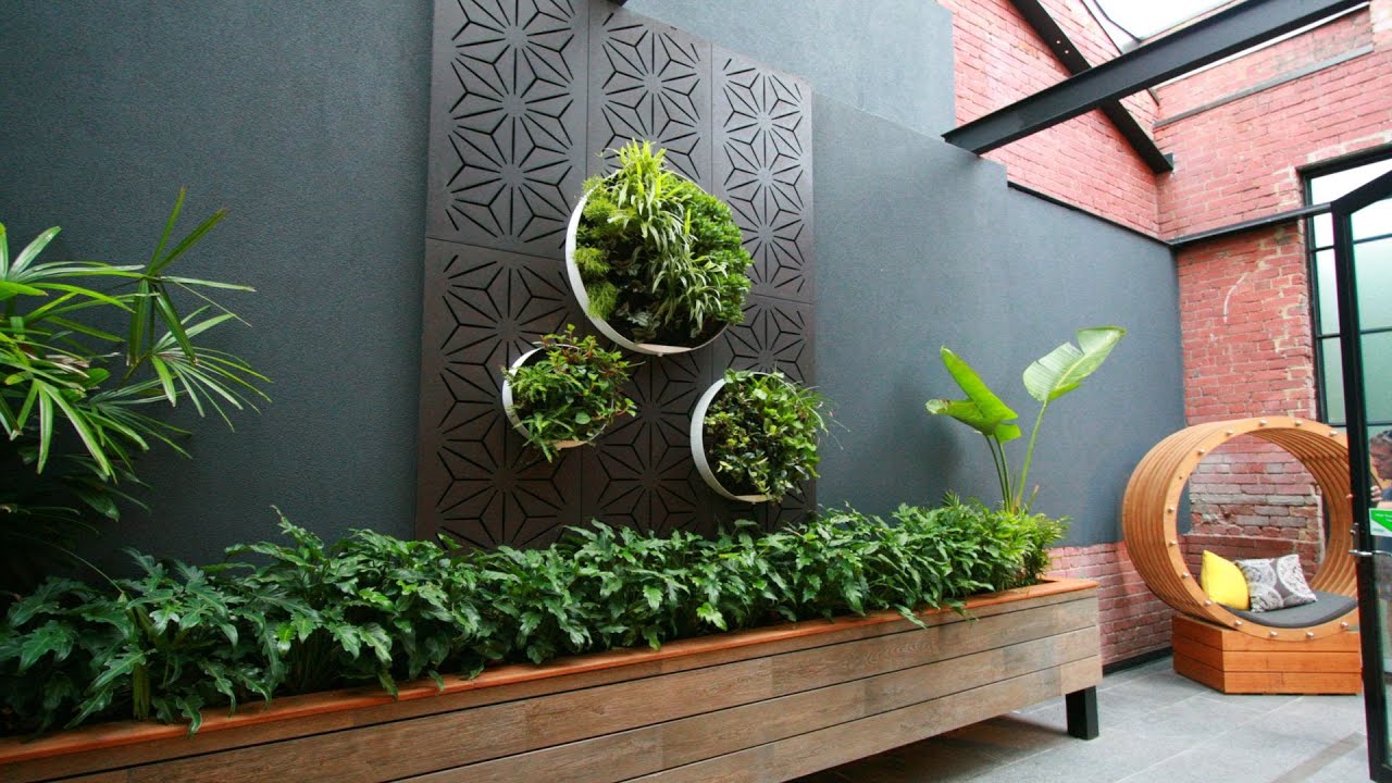 CREATIVE! 100+ OUTDOOR GARDEN WALL DECOR IDEAS | TIPS FOR CREATING STUNNING BACKYARD EXTERIOR SPACE