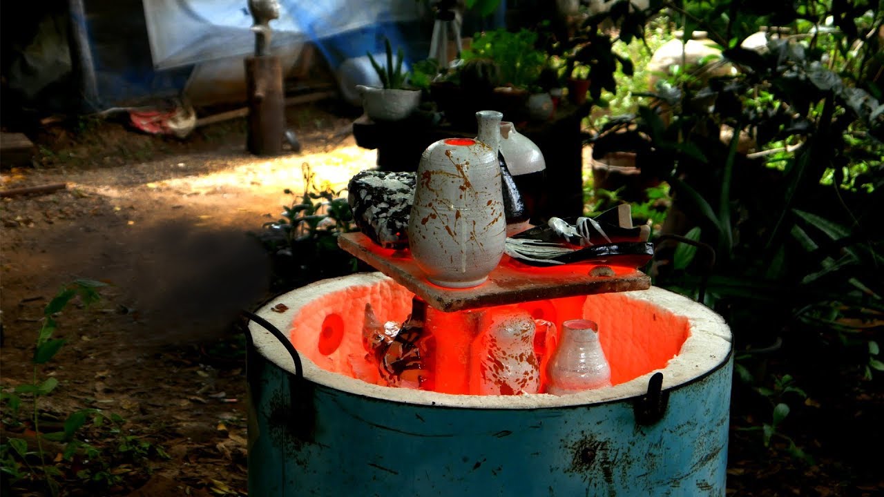 Raku Firing  at   West tree Art studio  (เซรามิก เทคนิก  การเผา  