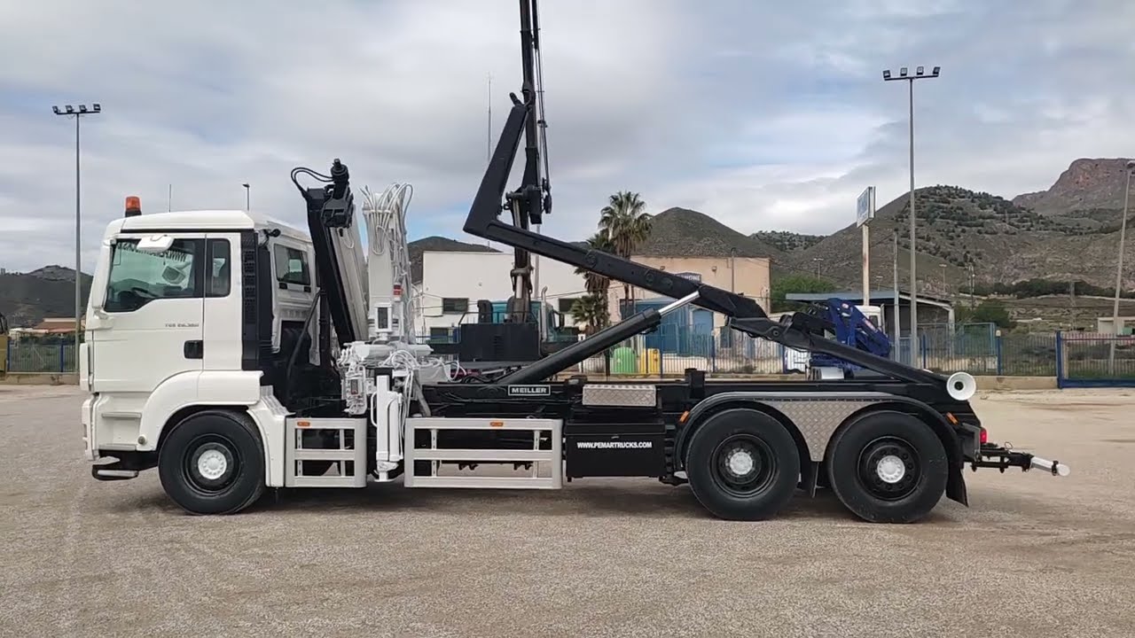 REF.: 2594. MAN TGS 26.360 6X2 GRUA TEREX ATLAS GANCHO MULTILIFT