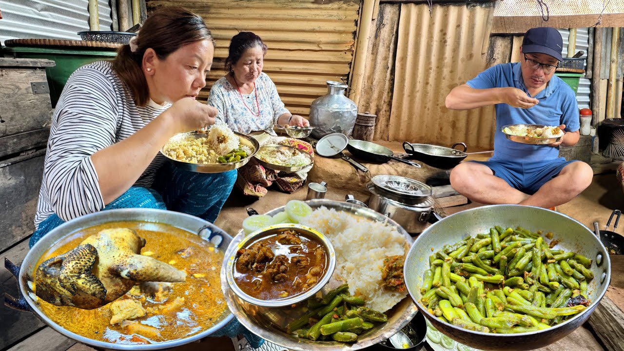 Village Style Local Chicken Curry, Organic Beans Cooking & Eating in Kitchen | Village Life Vlog