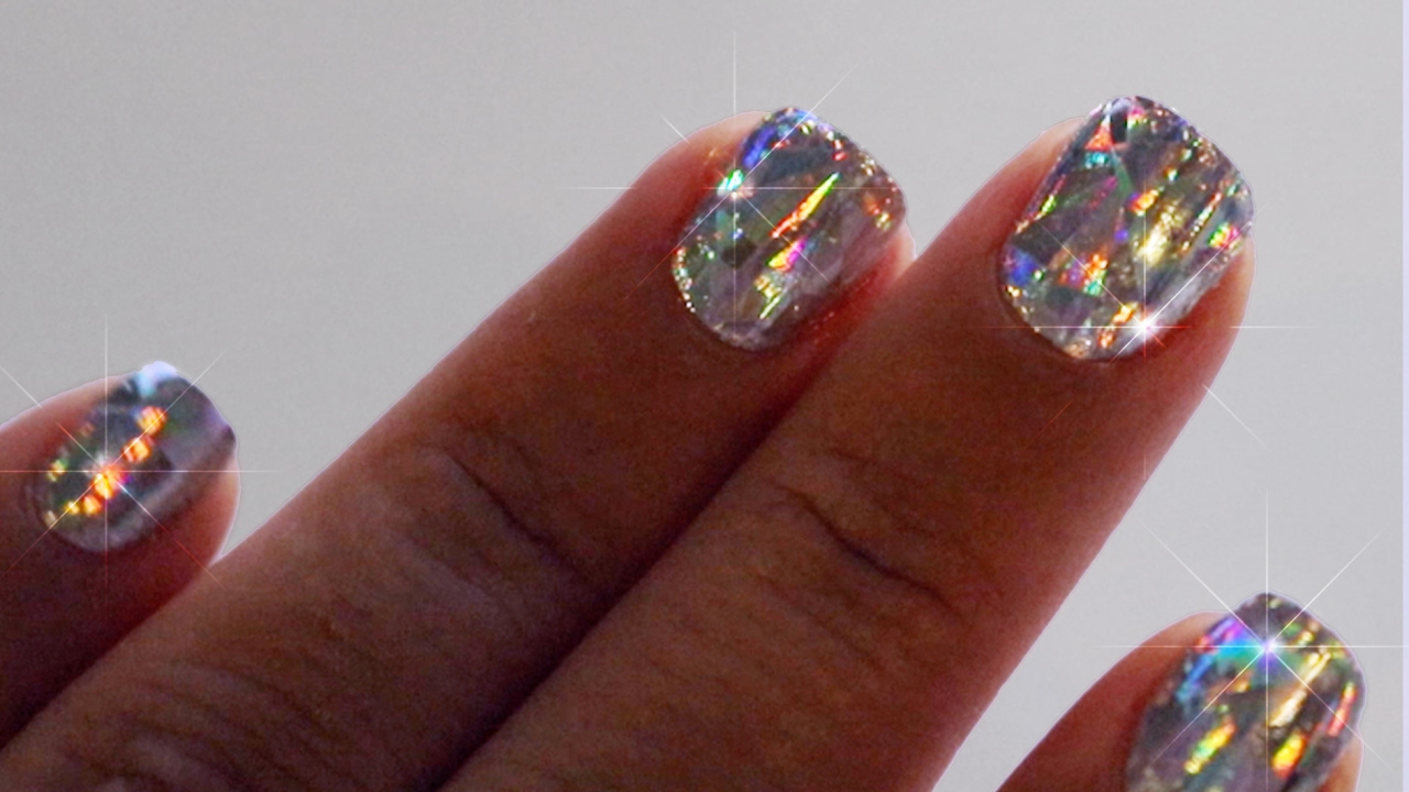 Diamond holographic nails