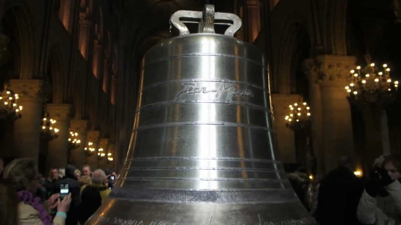 Notre Dame de Paris. Bénédiction des 8 cloches de la Tour Nord - 1