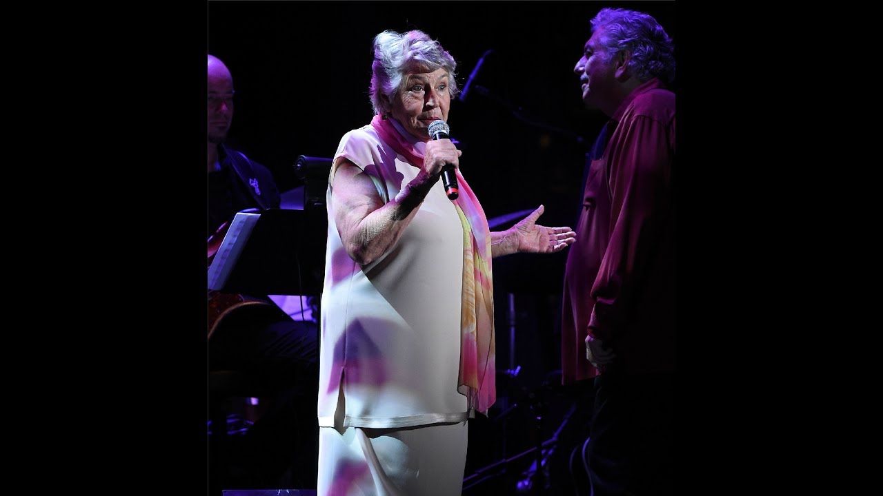 HELEN REDDY - I AM WOMAN- MAY 2017 - THE LEGEND LIVES ON! - CONCERT FOR AMERICA
