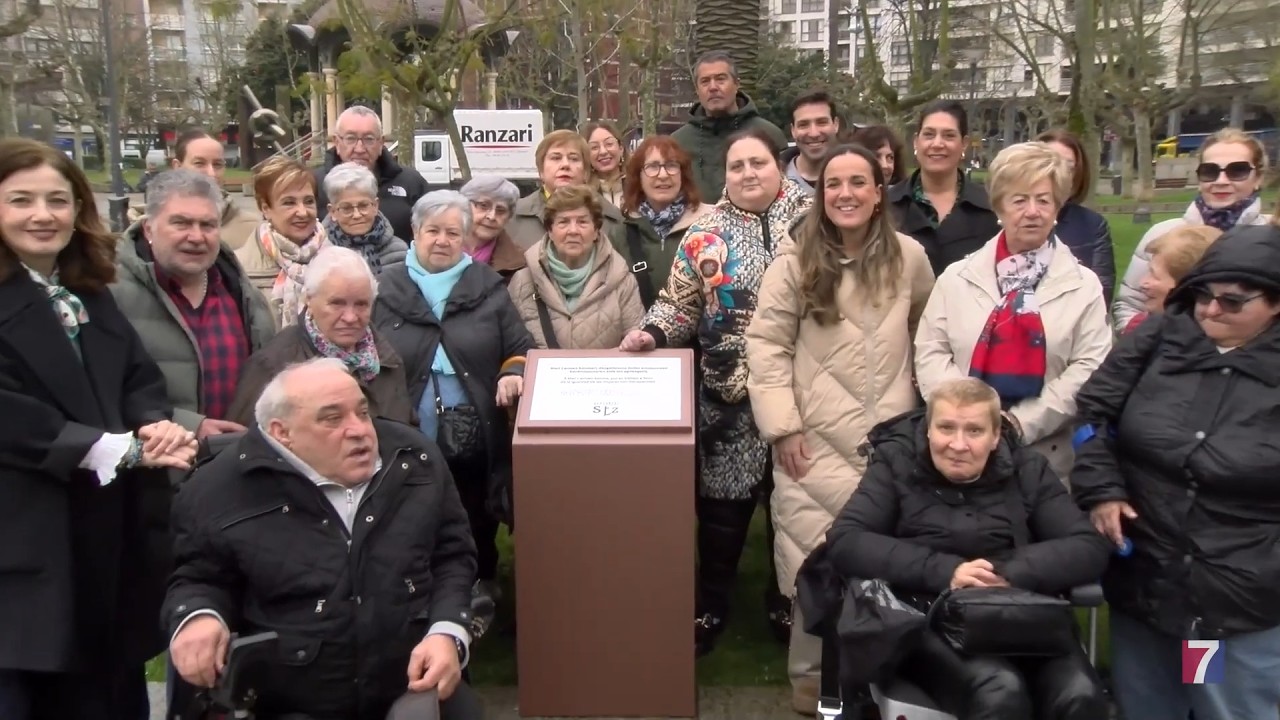 Santurtzi rinde homenaje a Mari Carmen Azcona
