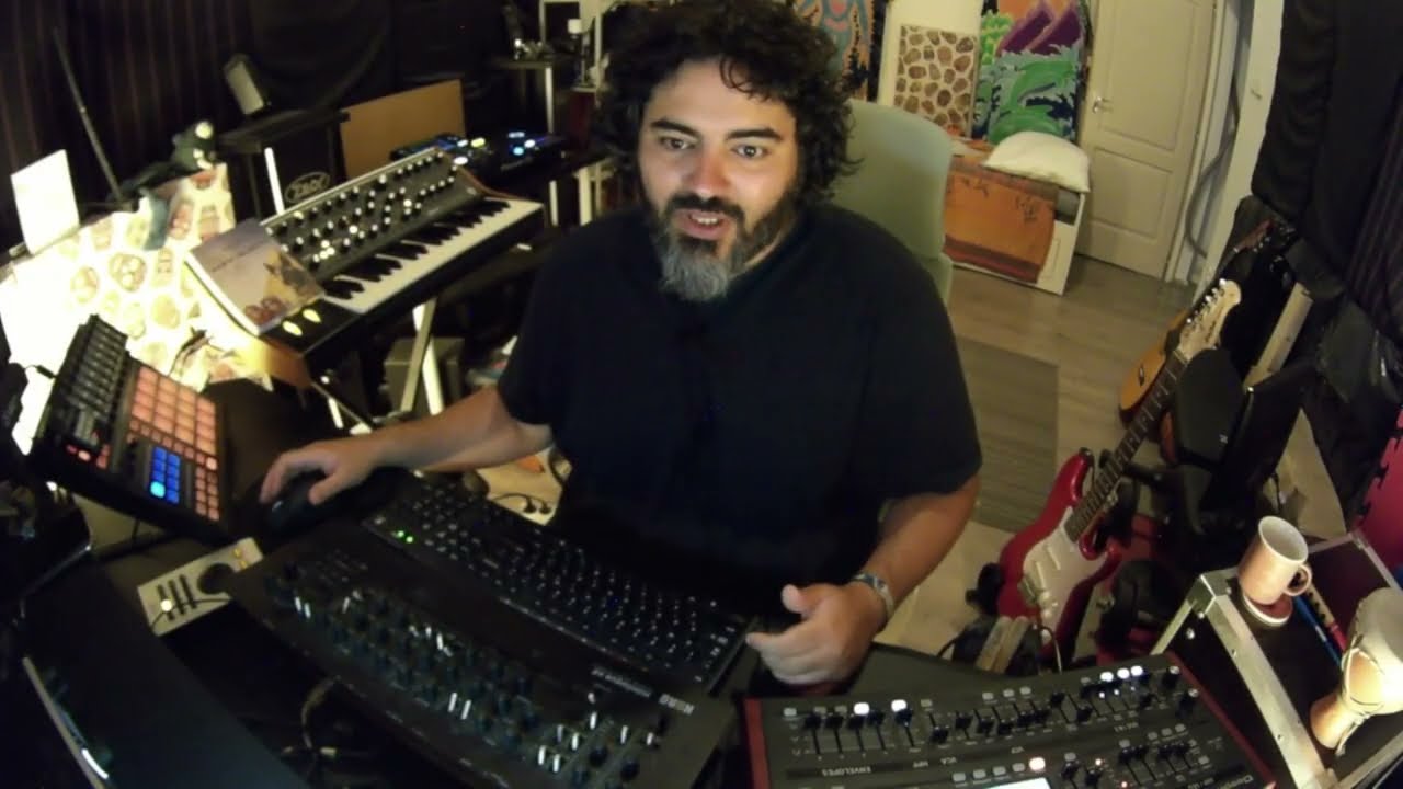 Monolock in the studio breakdown Visua & Bellatrix - Special Minds Remix