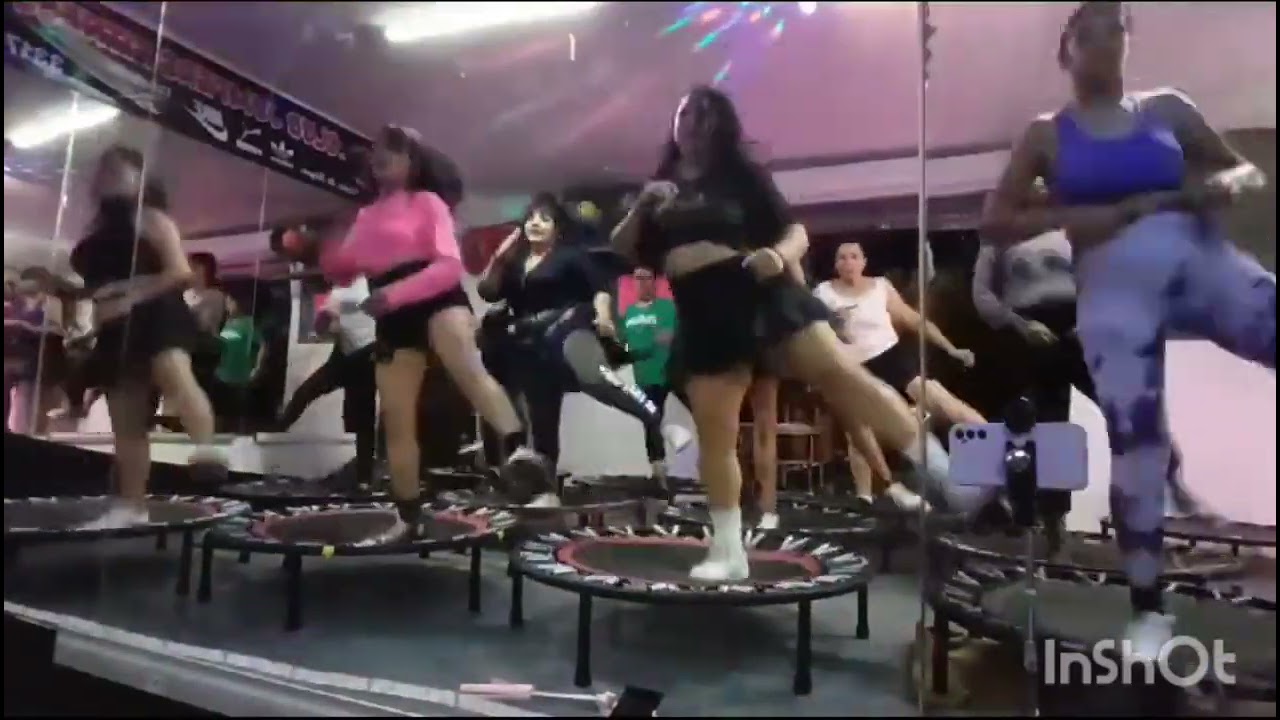 PEPAS FARRUKO - COREOGRAFÍA JUMPING CLUB JUMPERS FITNESS DANCE BY MAYRA MTZ FARIAS