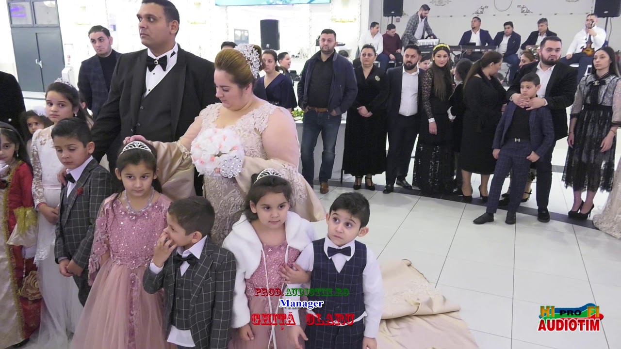 DANI DANIEL MIRON  Nou 2019 - Muzica Crestina - Doamne  Mareste-m credinta - 2 nunta Robert
