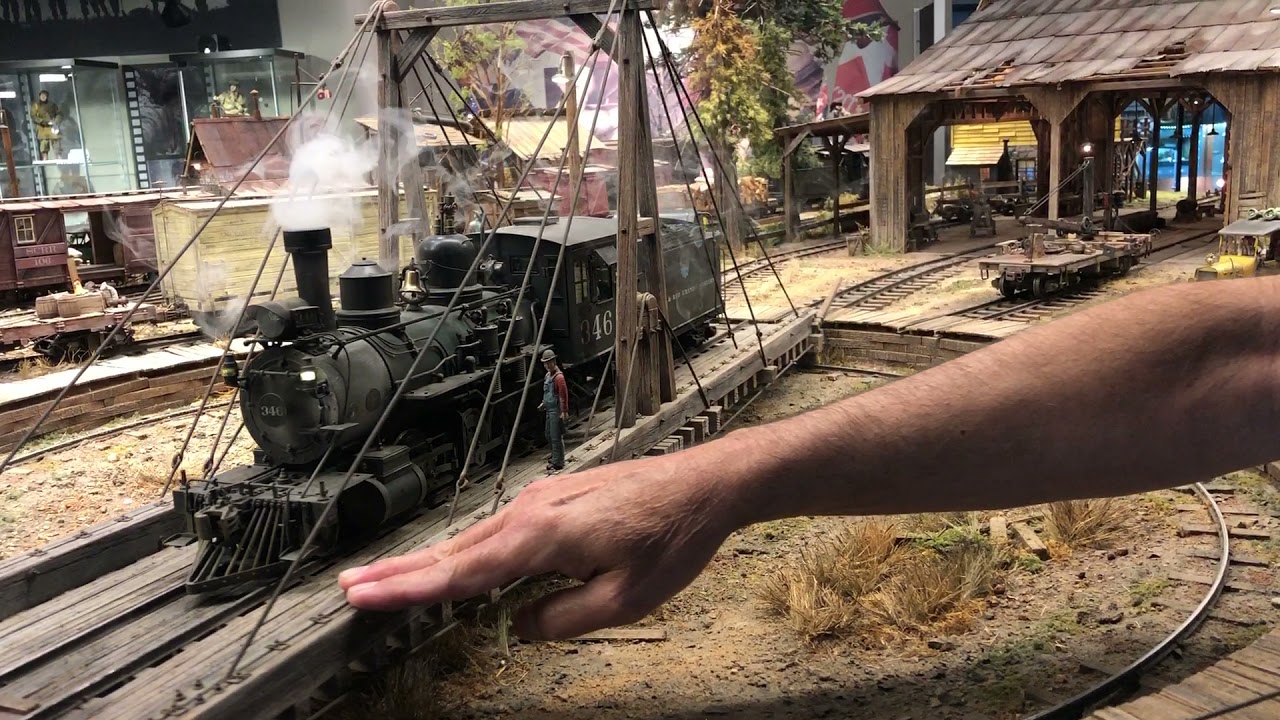 Turntable Demonstration On The Sundance Central Modular Railroad