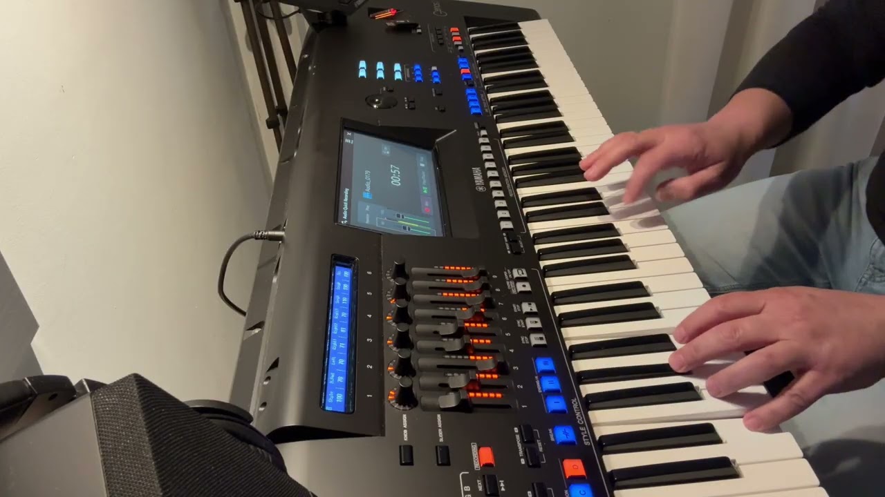 Daft Punk / cover / Jarek M / Yamaha Genos 2