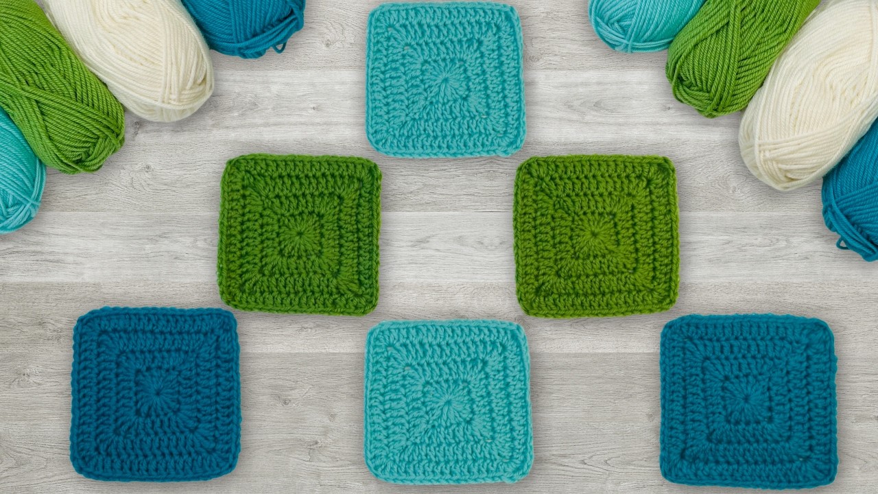 How To Crochet A Solid Granny Square for Beginners | NO GAP Tutorial