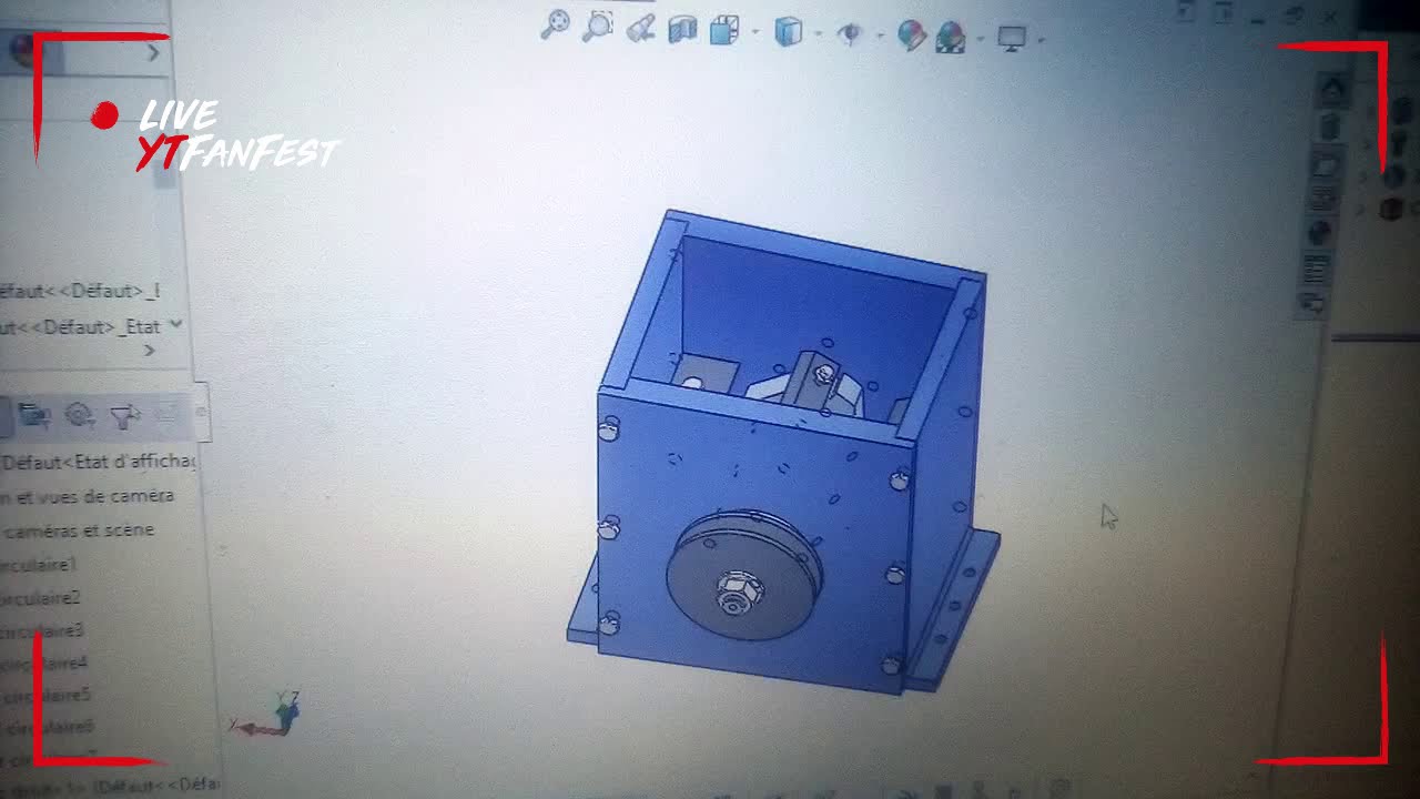 Plastic crusher ( broyeur de déchets plastiques à monoarbre)