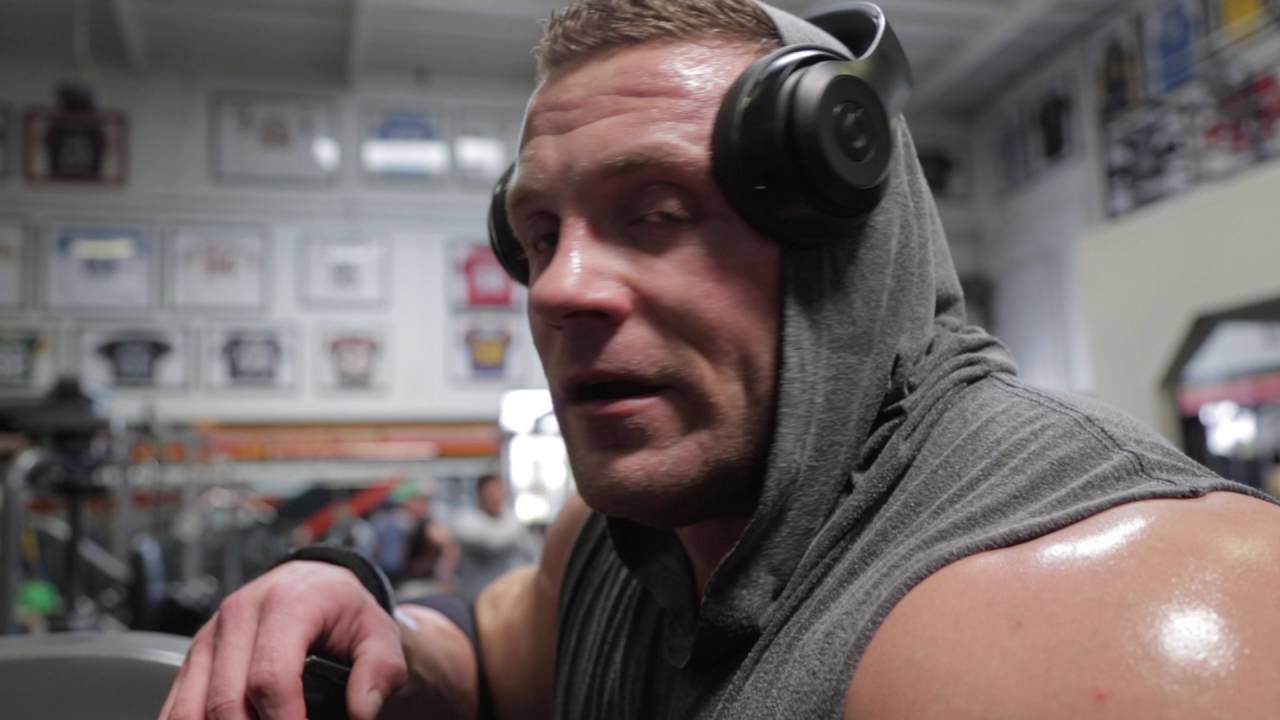 Brad Off Season Chest & Shoulder Day