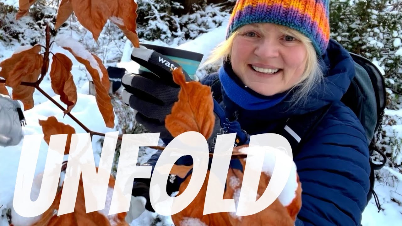 UNFOLD | A quiet reflective January Walk, Snowfall & Hot Soup on Trangia Triangle with Gel Burner