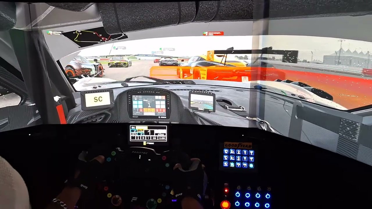 FANATEC PODIUM ENDURANCE GT3 wheel @ Le Mans Altamate 
