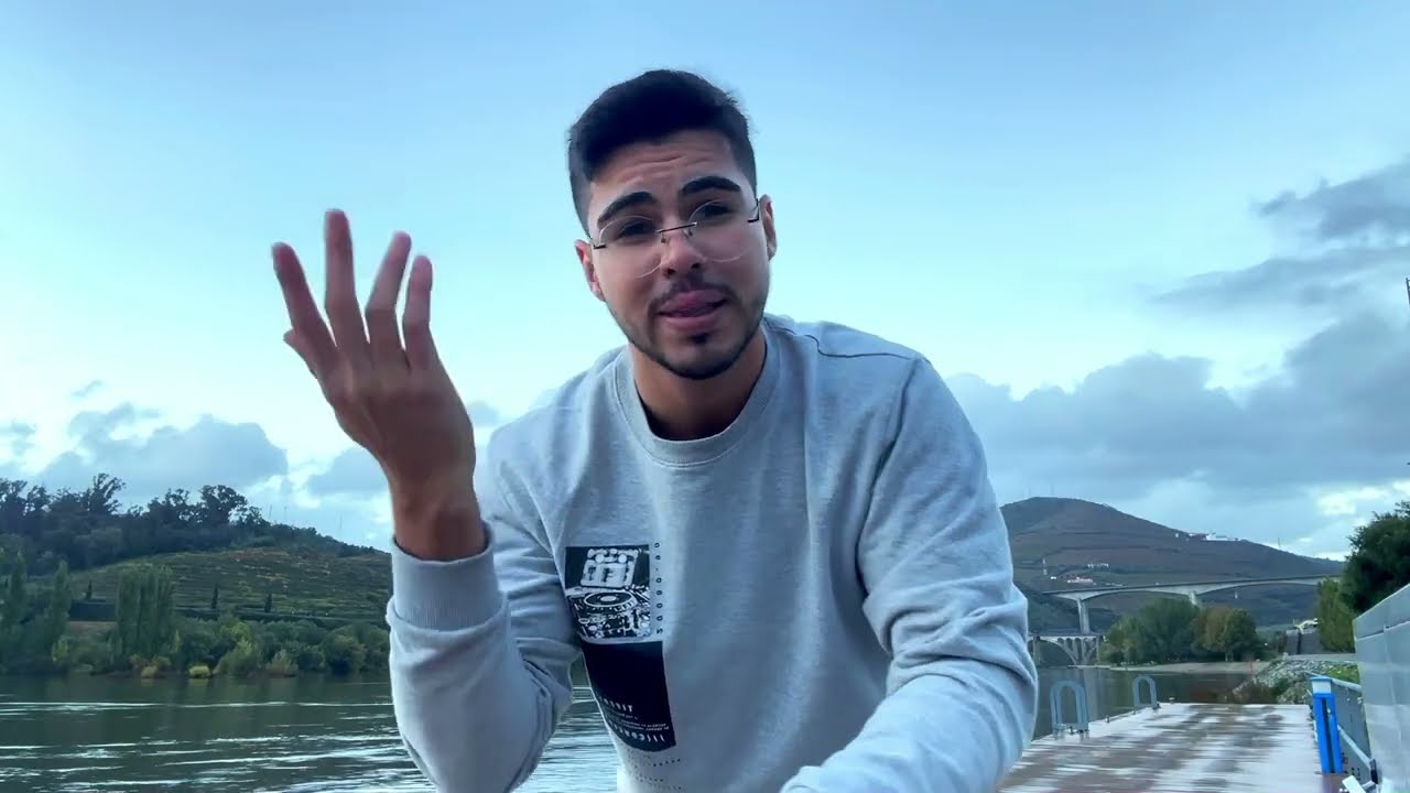 O SEGREDO PARA VIAJAR SOZINHO (Tudo o Que Voc&ecirc; Precisa Saber!)