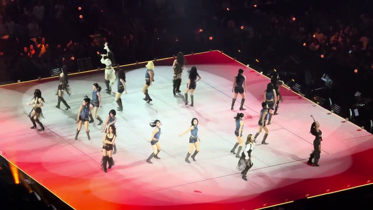 HELL IN HEAVEN - TWICE Live at Climate Pledge Arena in Seattle, Washington 1/14/2026