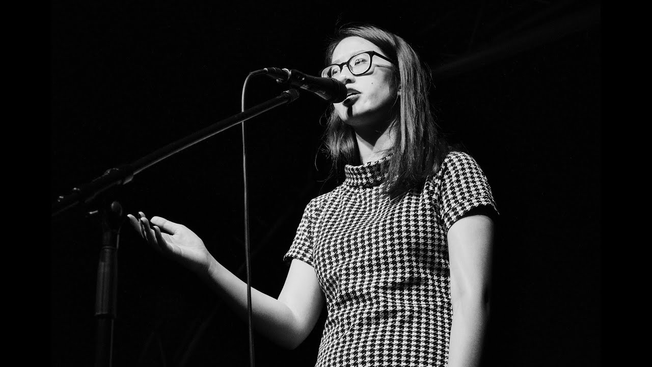 VEČERKA - Antiasiatka / slam poetry