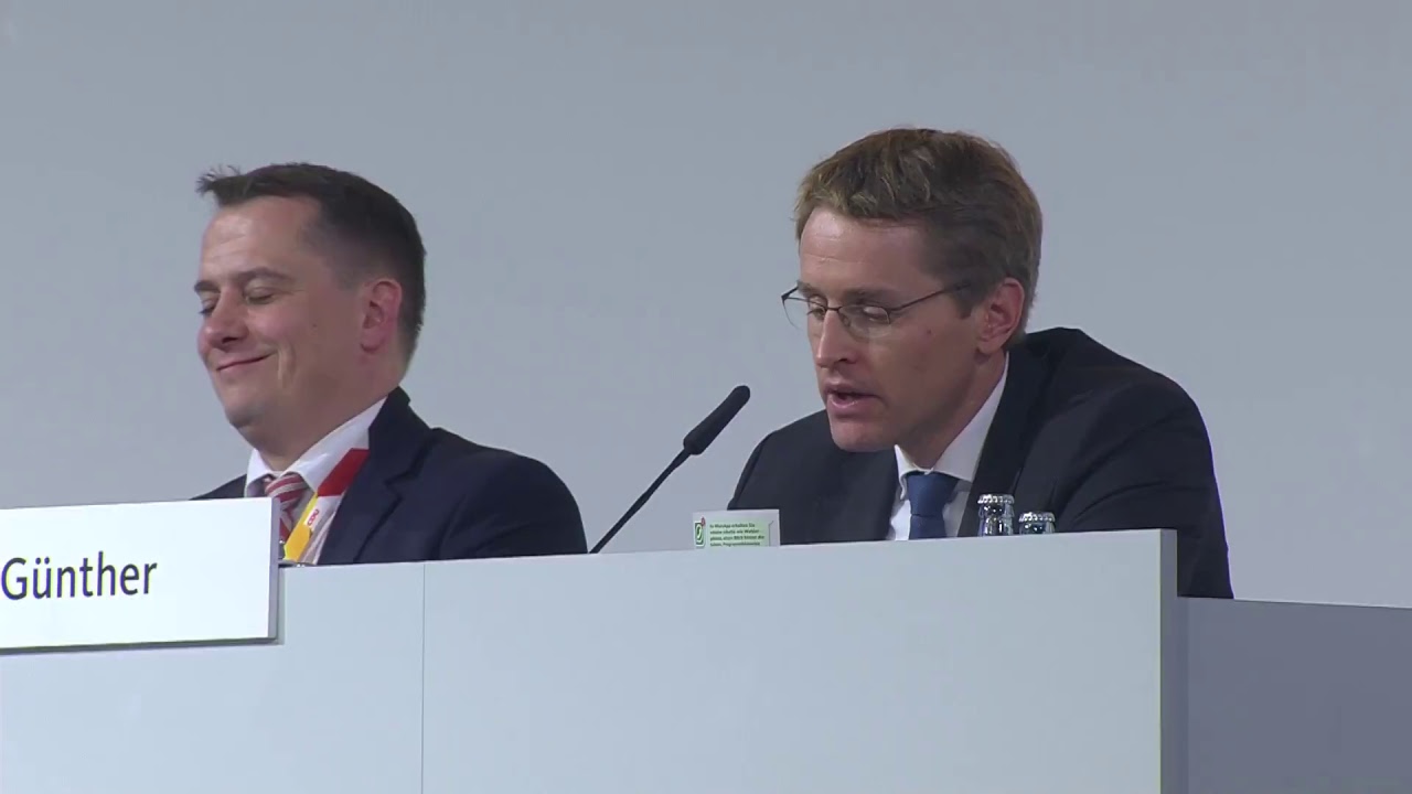 CDU-Vorsitz: Kramp-Karrenbauer und Merz gehen in die Stichwahl