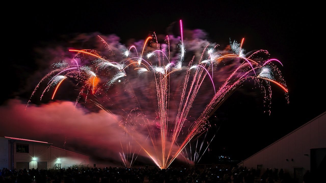Abschlussfeuerwerk vom Röder Feuerwerk Produkttest 2021