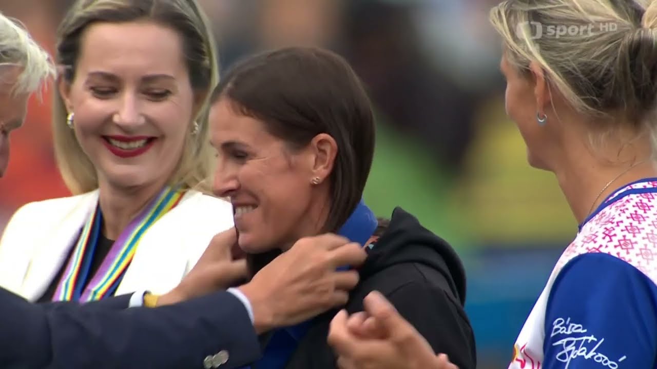 Denisa Helceletová a Zuzana Hejnová obdržely medaile z ME 2012 a 2014