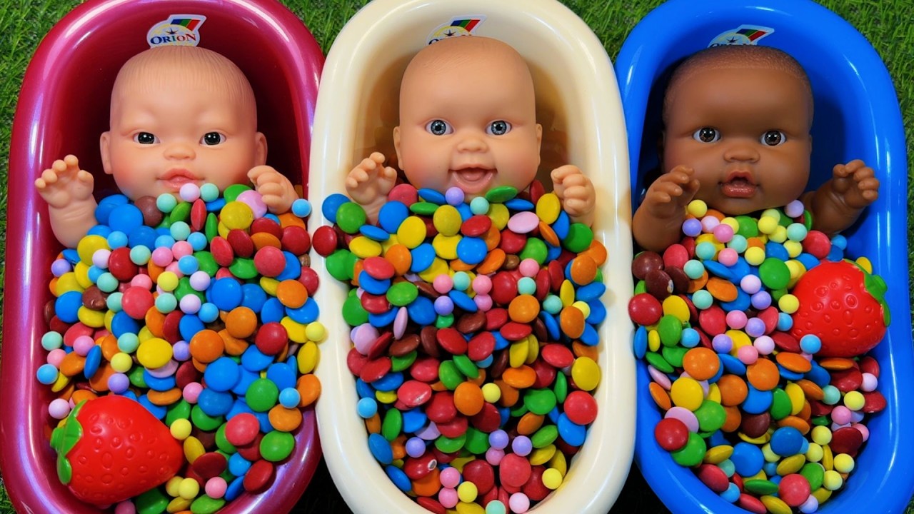 4 Minutes Satisfying with Full of 3 Rainbow BathTubs Candy with M&M's & Magic Slime Cutting Video 1