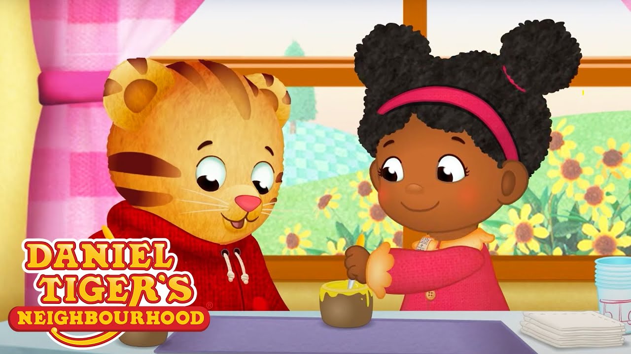 The Lemonade Stand | Arts and Crafts for Kids | Daniel Tiger