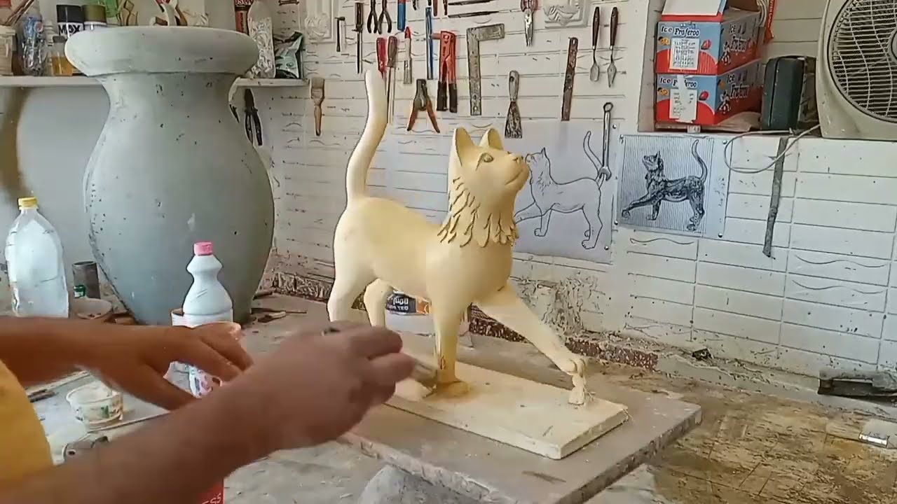 نحت قطة من الجبس .. Hvordan skulpturere en katt fra gips