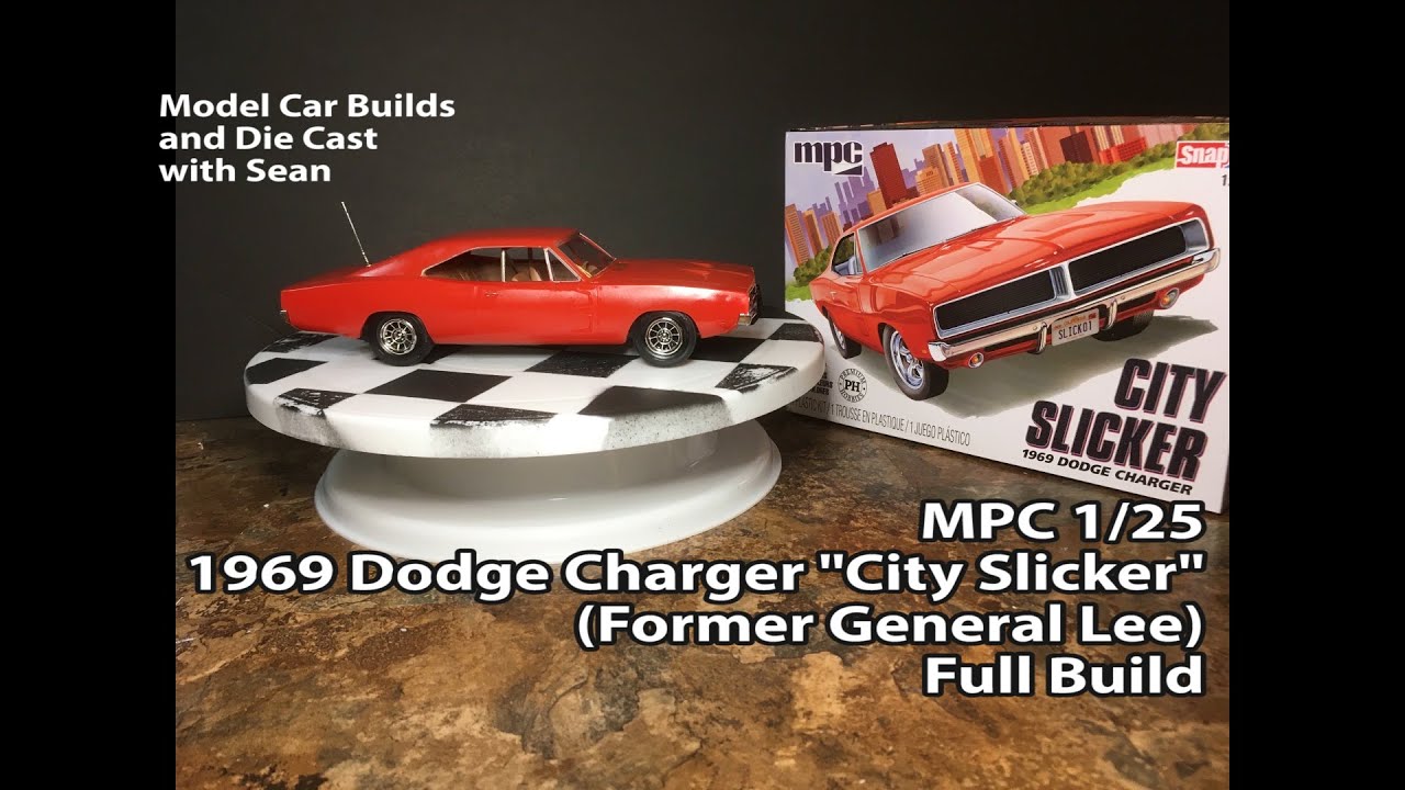 MCB026 MPC 1/25 1969 Dodge Charger City Slicker   Dukes of Hazzard Full Build