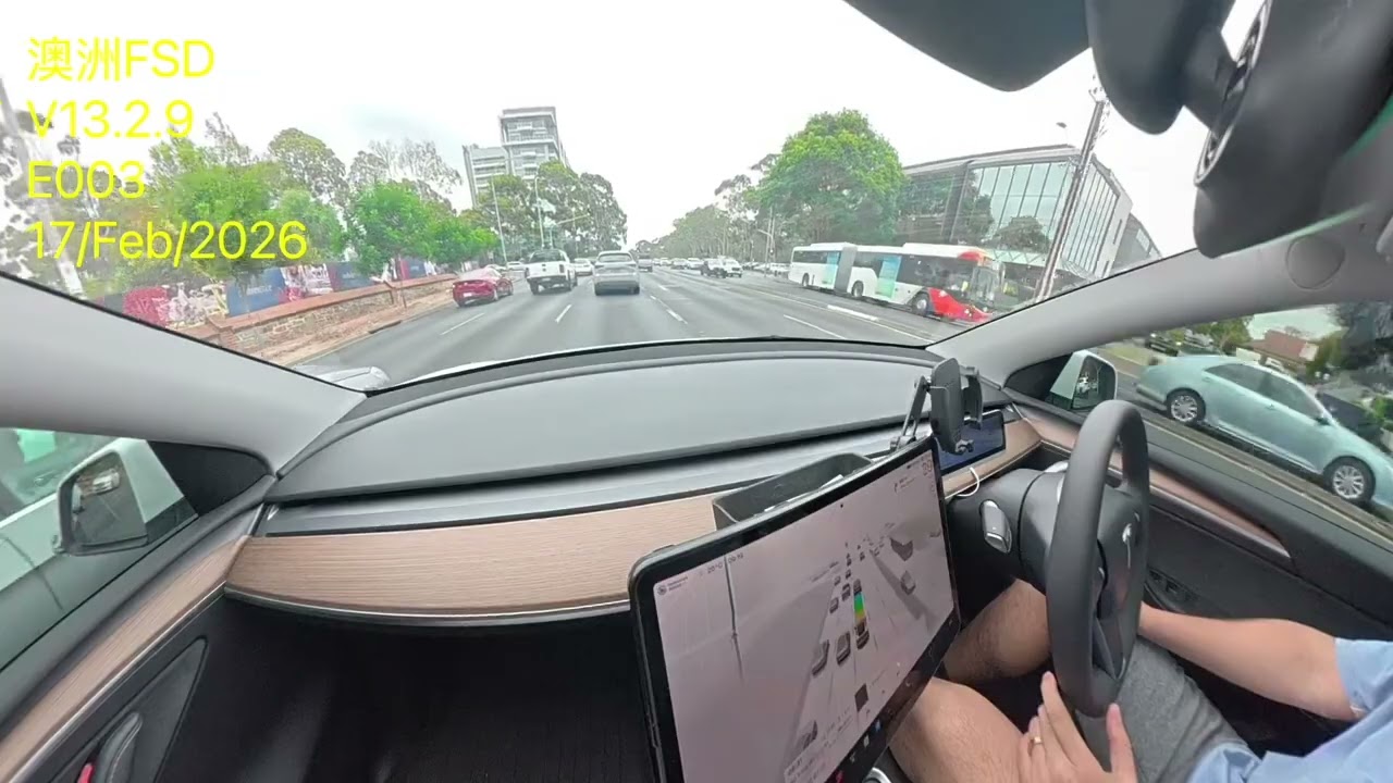 澳洲 Tesla FSD V13.2.9 时长14分钟 ，新年初一，短途城区测试