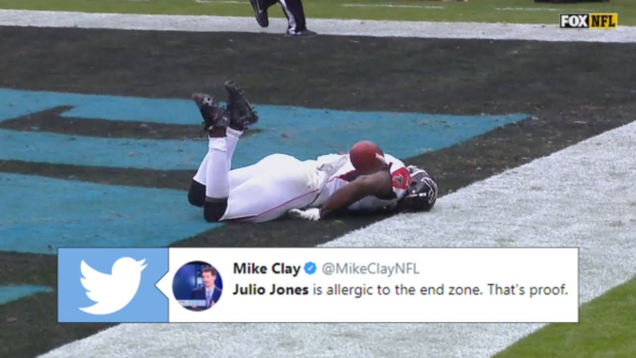 10 Hilariously BAD Plays by NFL Legends