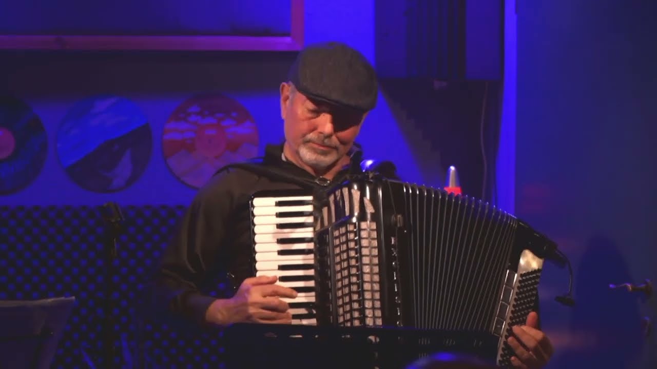 Gilad Harel & Iliya Magalnyk - Der Cholum Fun Yid (dreaming in Swing!)