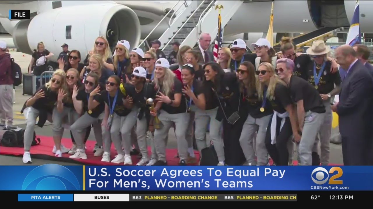U.S. Soccer equalizes pay for men, women's teams