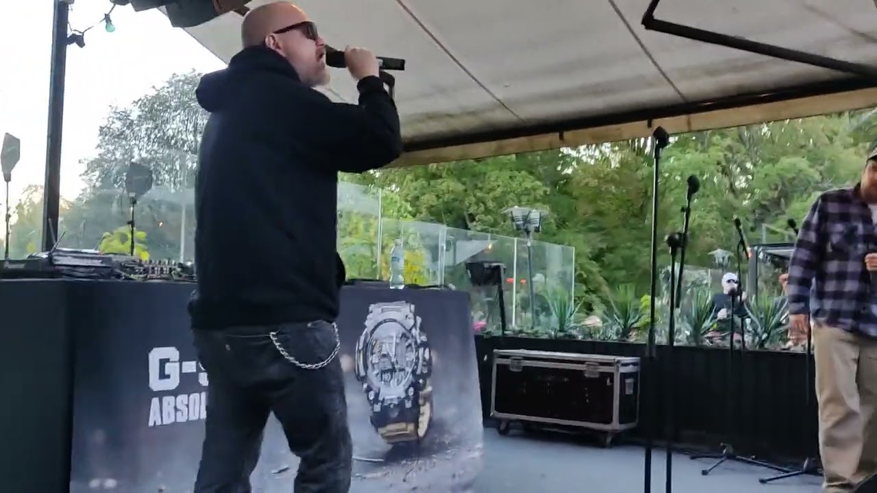 Kallio Underground - Täs tää nyt on Live - Suomiräpin Synttärit 2024 Kaivohuone
