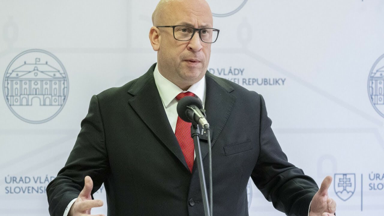 Minister dopravy Jozef R&aacute;ž informuje o mas&iacute;vnej oprave mostov