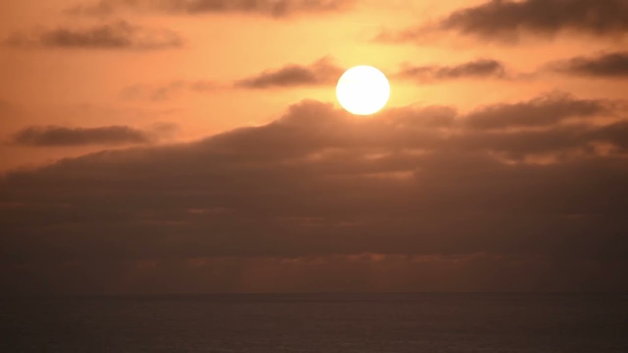 Puesta de sol desde las inmediaciones del Cabo Vilán