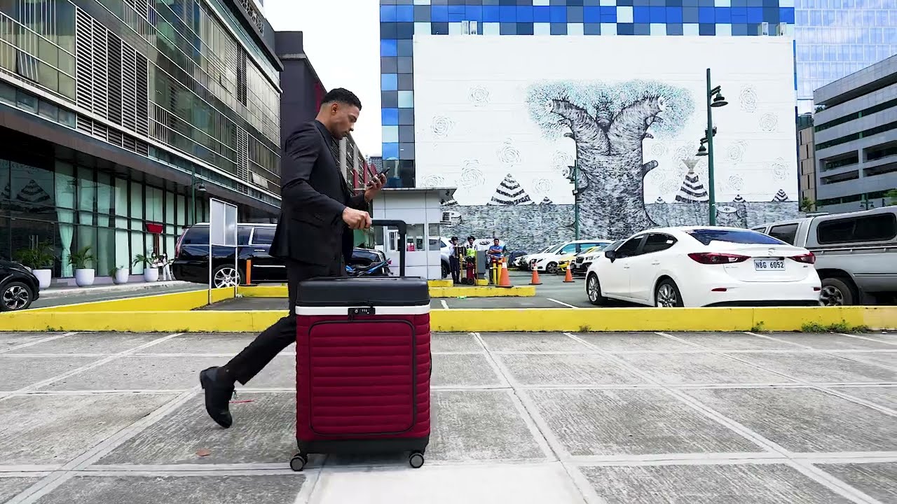 Pull Up Suitcase - Your mobile Wardrobe