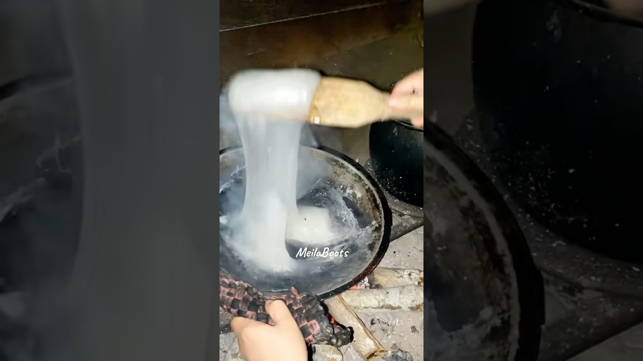 PROSES PEMBUATAN INAU ATAU LEM DARI SAGU UBI KHAS DAYAK PUNAN KALIMANTAN
