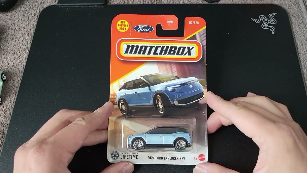 Matchbox NEW FOR 2025 2024 Ford Explorer BEV Unboxing. #MatchBox #Ford.