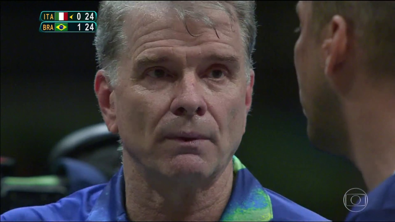 Bernardinho se despede da Seleção Brasileira de Vôlei. 15-01-2017