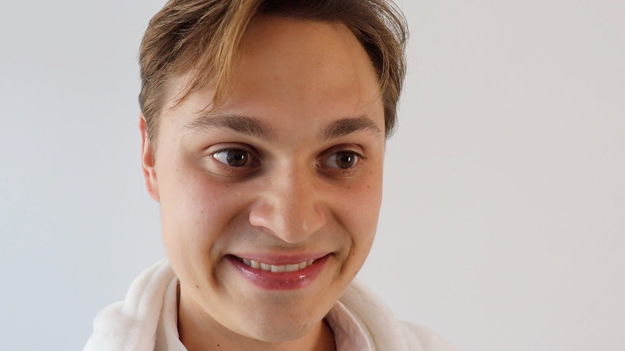 When your plastic surgeon is ugly