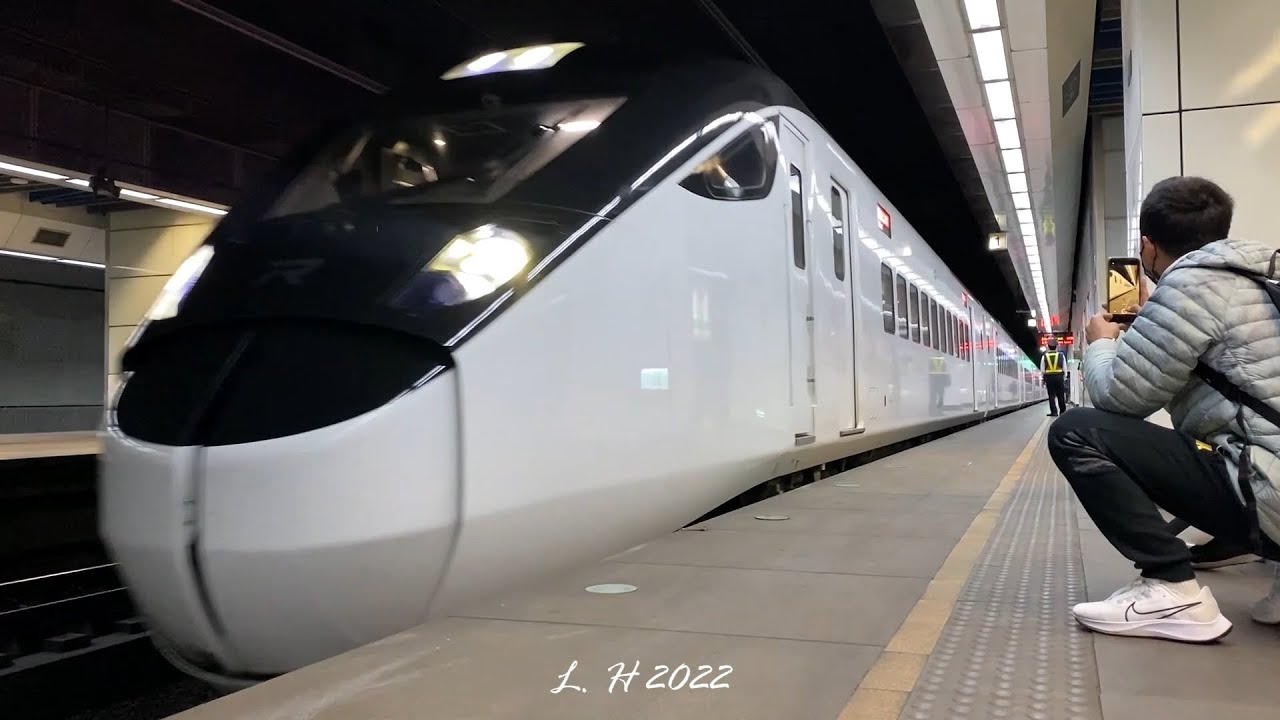 台鐵TRA | EMU3000 松山暴走加速25秒出站 EMU3000 departs Songshan Stn in 25 seconds