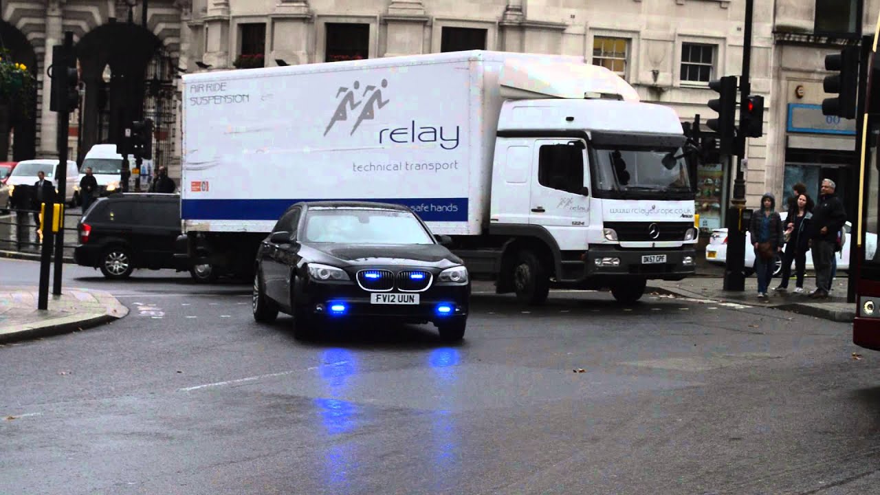 Metropolitan Police - Unmarked BMW 7 Series Responding
