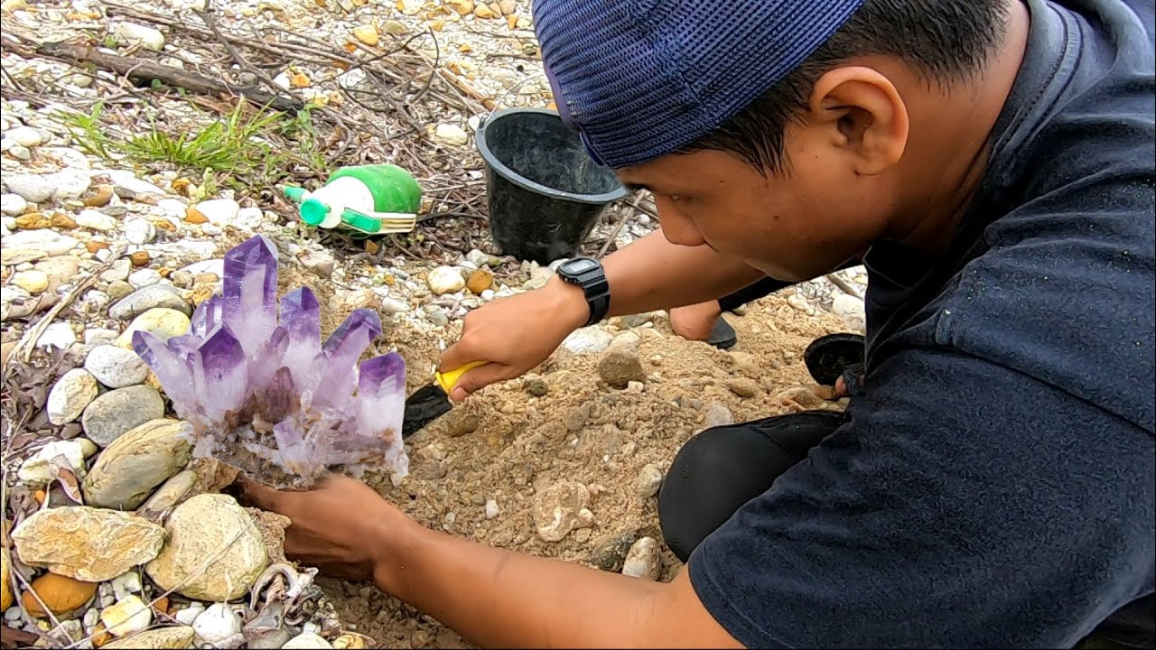 SURGA BATU PERMATA‼️GALIAN TAMBANG TIMAH LOKASI YANG TEPAT BERBURU KRISTAL AMETHYS