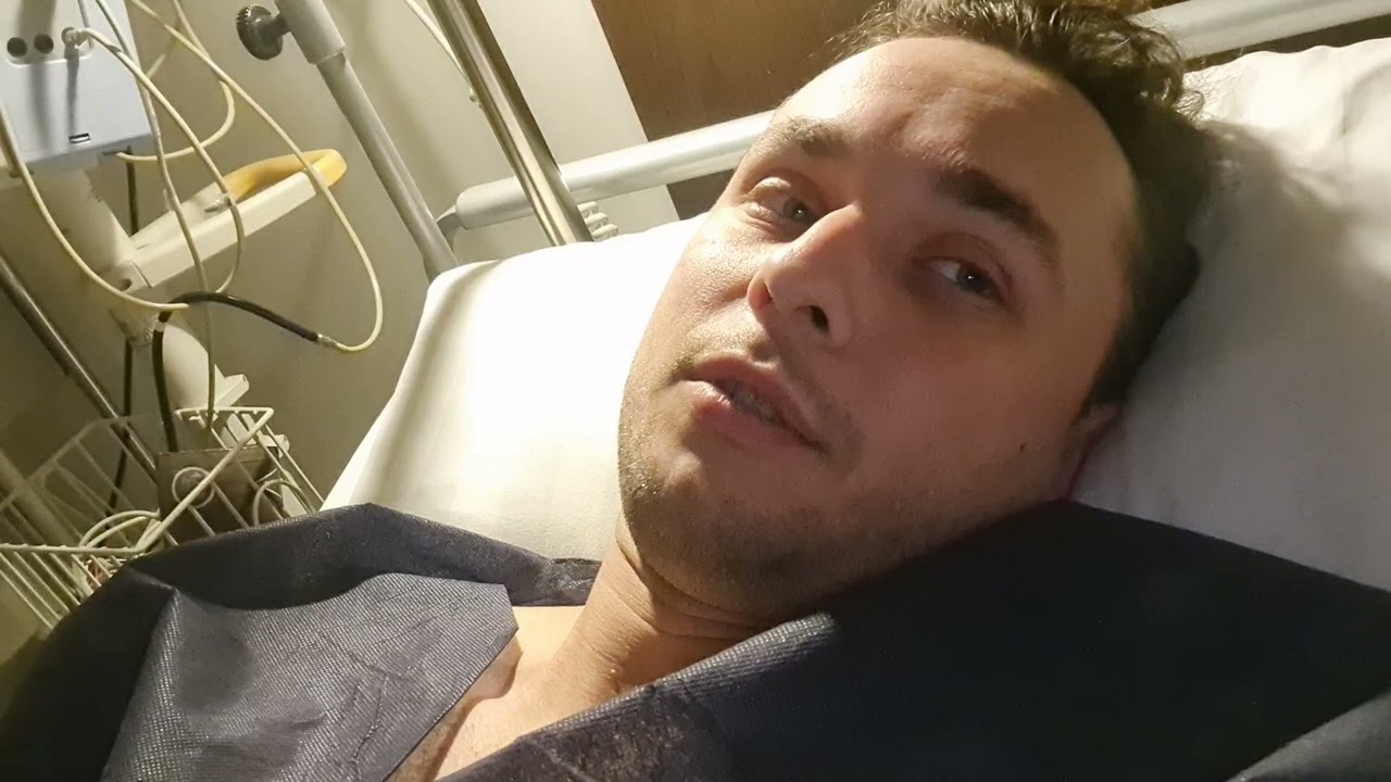 Pierwsze chwile po operacji kolana. Będę żył 😊